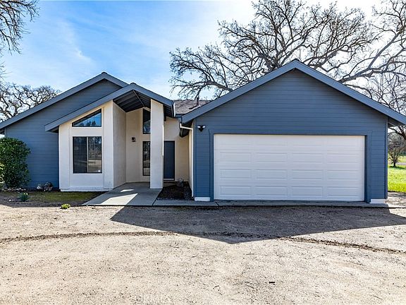 2nd image of 69237 Interlake Rd