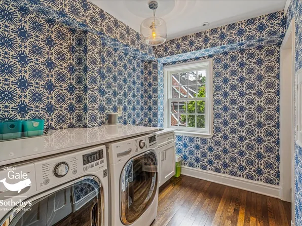 165 Slocum Crescent image 34 of 59