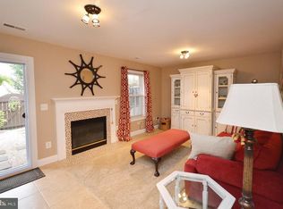 43082 Candlewick Sq, Leesburg, VA