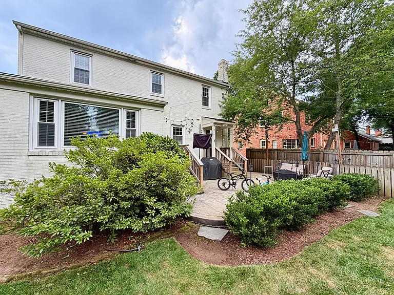 4606 W Grace St — Photo 8
