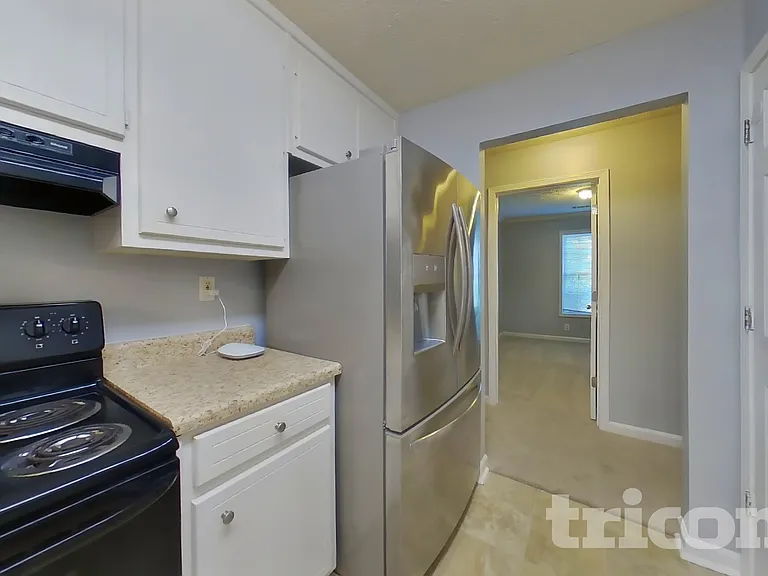 137 Poplar Way — Photo 6