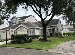 1126 Waterfall Ln, Lakeland, FL 33803