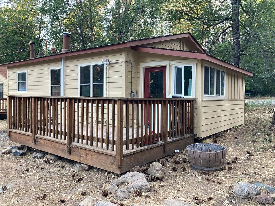 2 bd/ 1ba Wooded Cabin