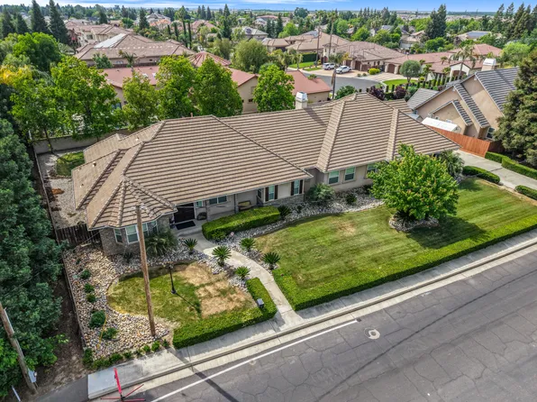 2615 N Linwood Street, Visalia, CA 93291