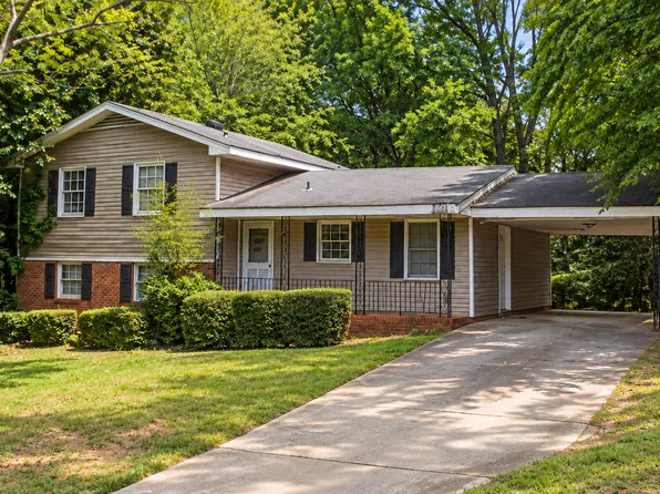 1712 Hallmark Dr, Griffin, GA 30223