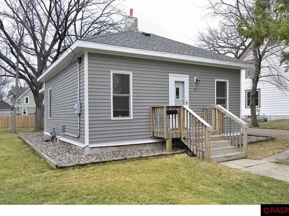 517 4th Ave SE, Waseca, MN 56093