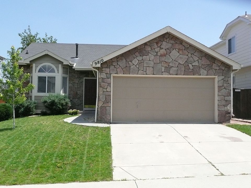2nd image of 9810 S Goldfinch Ln