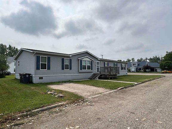 2nd image of 688 Helming St