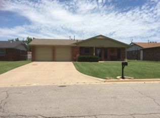 6305 SW Oak Cliff Ave, Lawton, OK 73505