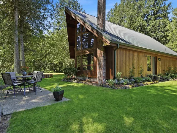 57206 E Marmot Rd, Sandy, OR 97055