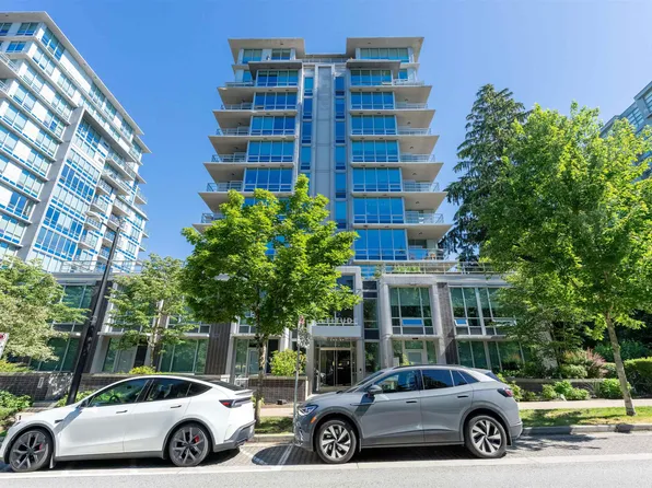 9080 University Cres #503, Burnaby, BC V5A 0B7