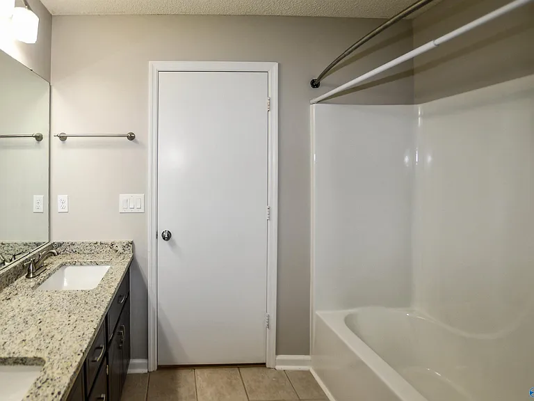 108 Portal Ln — Photo 12