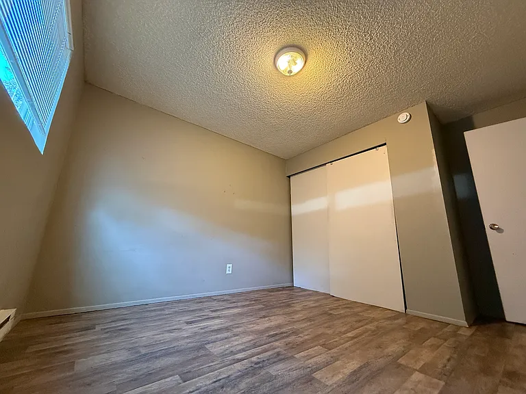 Westwood Apartment — Photo 9