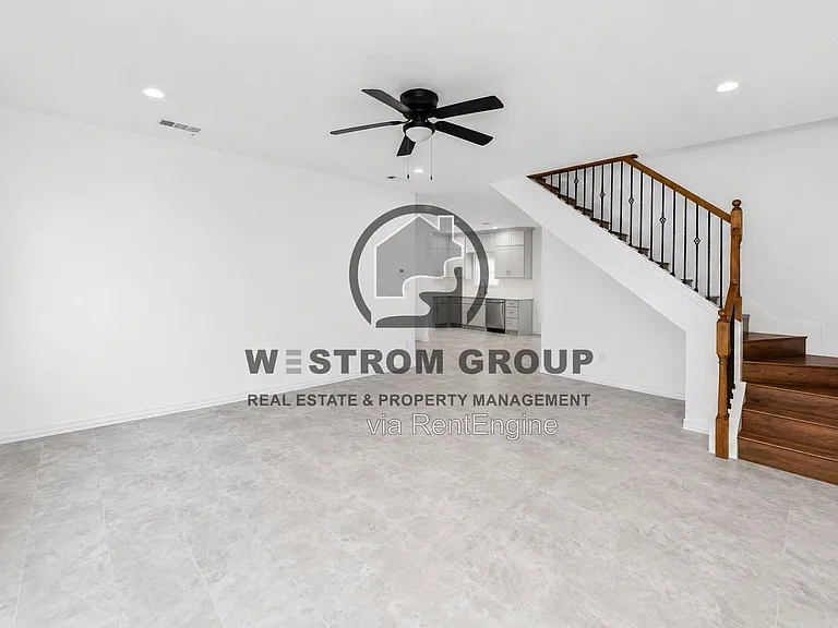 709 S Church St — Photo 8