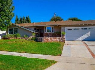 1571 Cameo Dr, Santa Ana, CA 92705