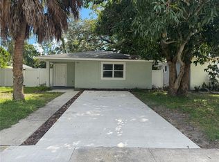 1493 Cleveland St, Clearwater, FL 33755
