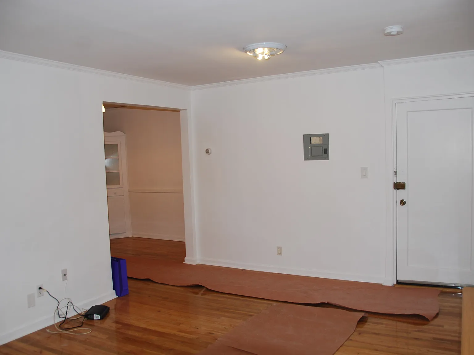 3 bed, 1400 sqft, $3,500 — Photo 2