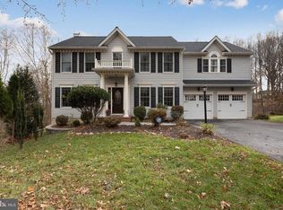 653 Shimmering Run Ct, Sykesville, MD 21784