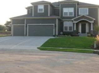 12470 S Kenton St, Olathe, KS 66061