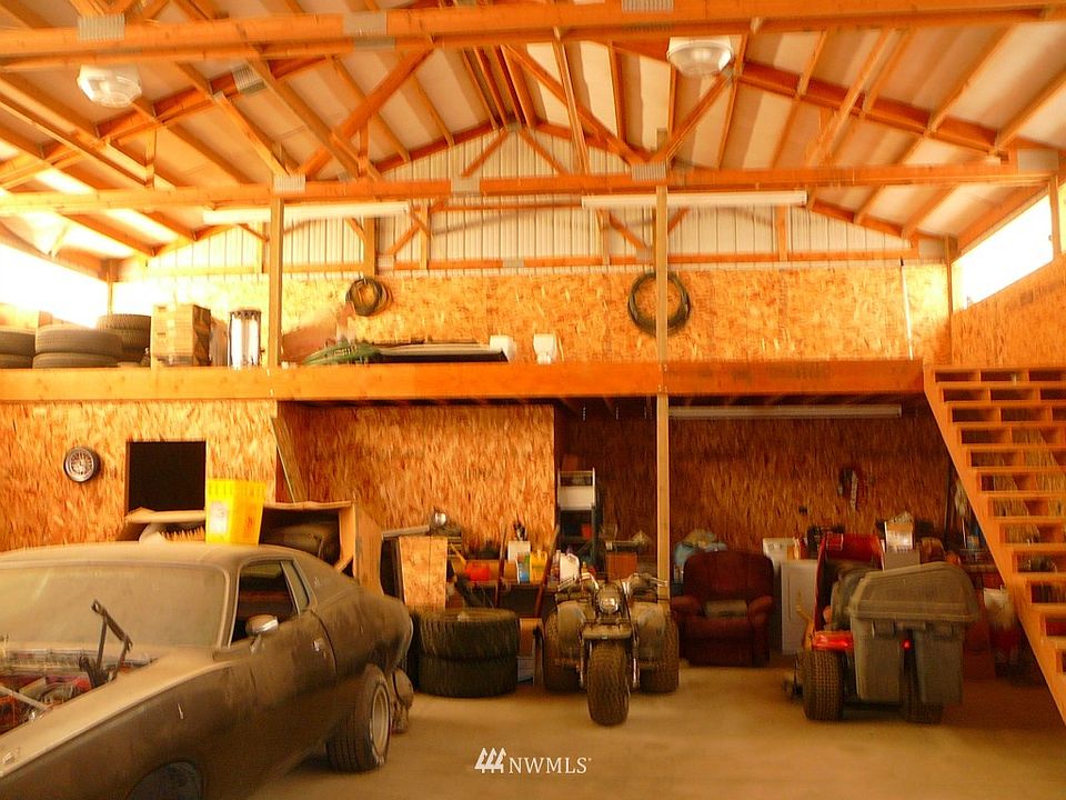 2nd image of 5516 SE Road W.2