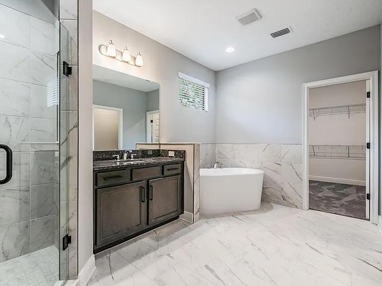 3912 S Church Ave — Photo 44