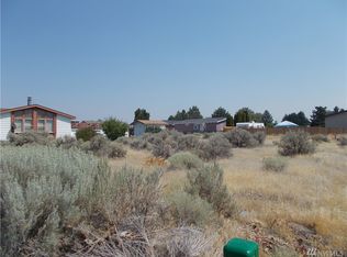 319 Spring Cir SW, Mattawa, WA 99349