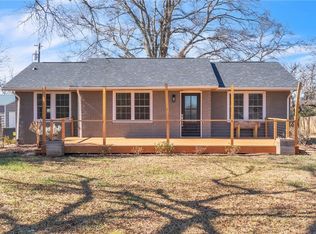 2038 Avant Cir, Anderson, SC 29625