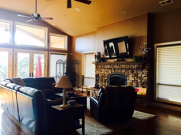 3rd image of 2111 Pyramid Ct
