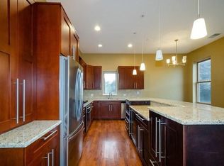 140 Ridge Ave #P-1, Evanston, IL 60202