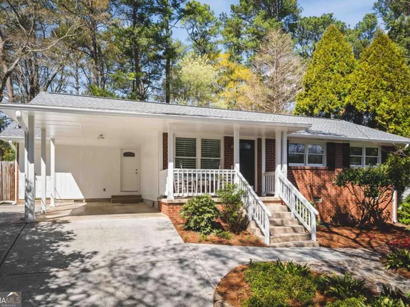 2666 Warwick Cir NE, Atlanta, GA 30345