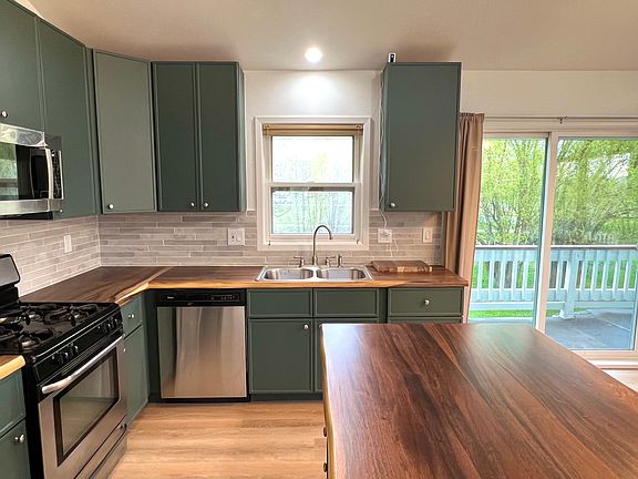 4th image of 40310 Anchor Way