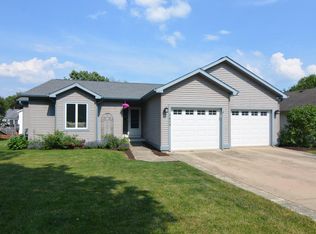 2809 Wentworth Dr, Madison, WI 53719
