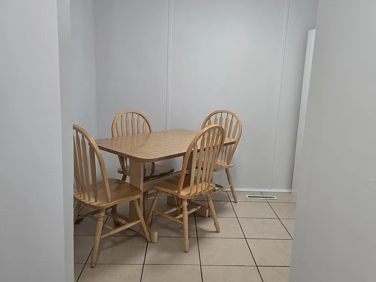 15 White Block Studio — Photo 8