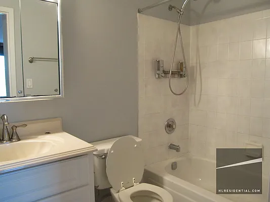 Rented by Highline Residential | media 19