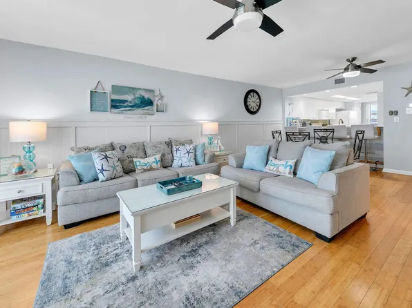 895 Santa Rosa Blvd APT 206, Fort Walton Beach, FL 32548