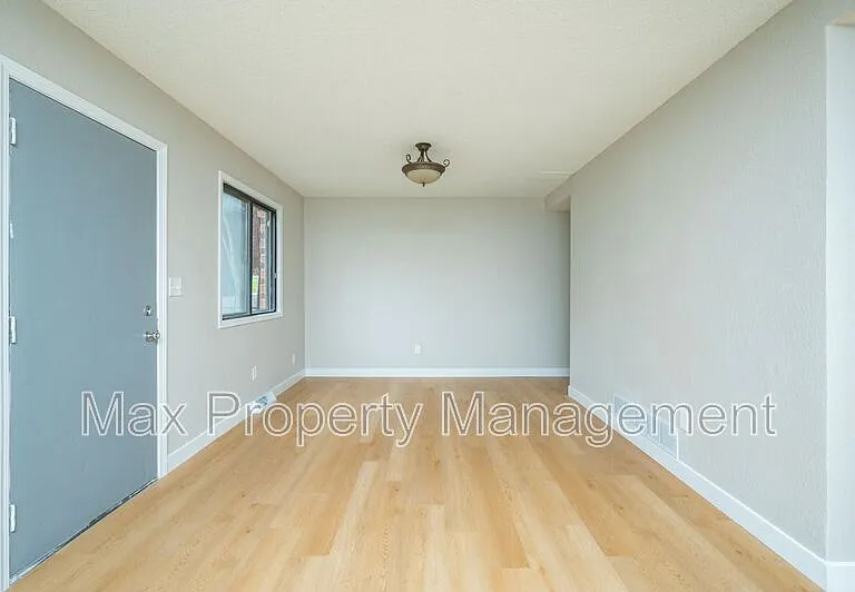 4003 Indianapolis Ave — Photo 9