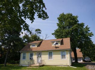 432 Ridge Rd, Dayton, NJ 08810