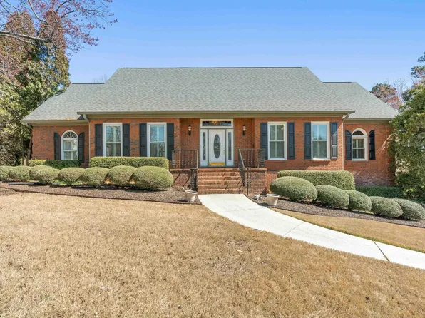 211 Woodward Rd, Trussville, AL 35173