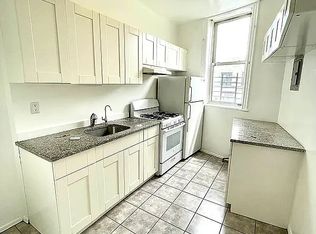 299 Kings Hwy #2B, Brooklyn, NY 11223