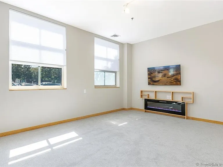 10 Ann St #108 — Photo 10