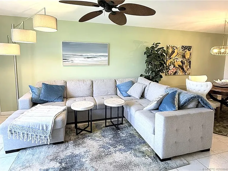 9940 S Ocean Dr #6 — Photo 3