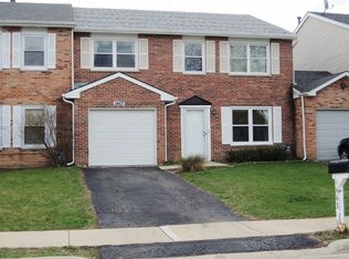 1463 Oxford St, Carol Stream, IL 60188