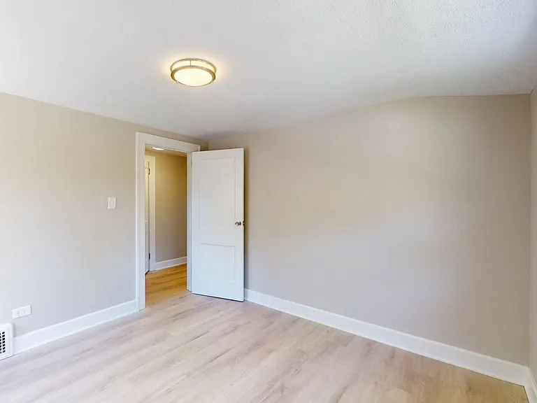 4528 Rainbow Rd — Photo 35