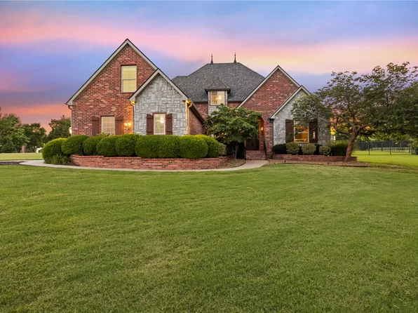 10849 Rosehaven Ln, Bentonville, AR 72712