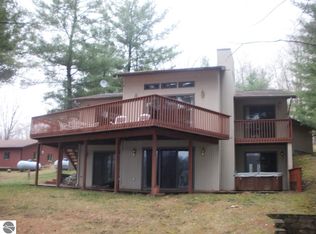 10515 Indian Lake Rd, Reed City, MI 49677