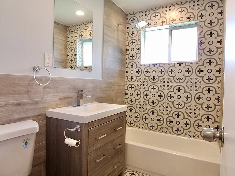 3614 N Monaco Street Pkwy — Photo 17