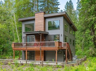 12031 Shuksan Rim Drive, Glacier, WA