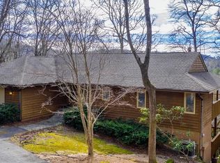 654 Sky Lake Dr, Highlands, NC 28741