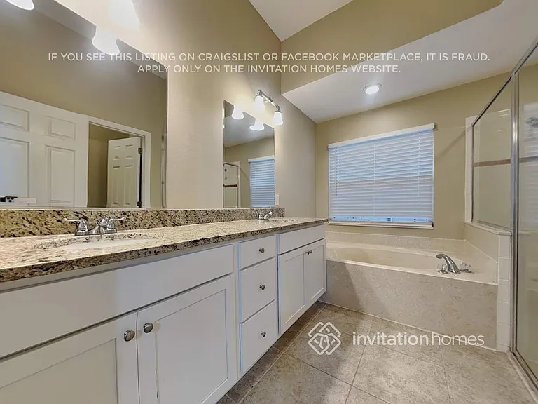 3839 Regents Way — Photo 9