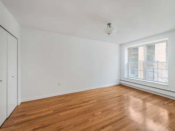 521 Broome Street image 4 of 7